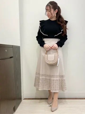 Feroux スタッフ コーディネート画像