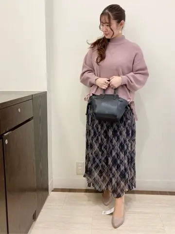 Feroux スタッフ コーディネート画像