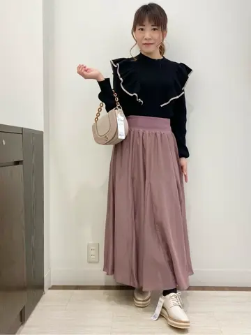 Feroux スタッフ コーディネート画像