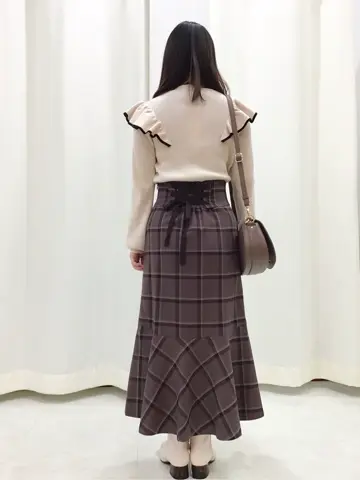 Feroux スタッフ コーディネート画像