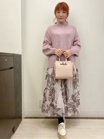 Feroux スタッフ コーディネート画像