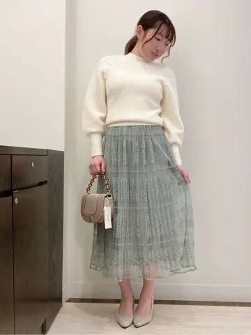 Feroux スタッフ コーディネート画像