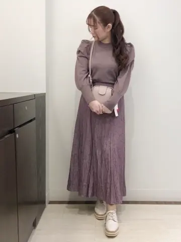 Feroux スタッフ コーディネート画像