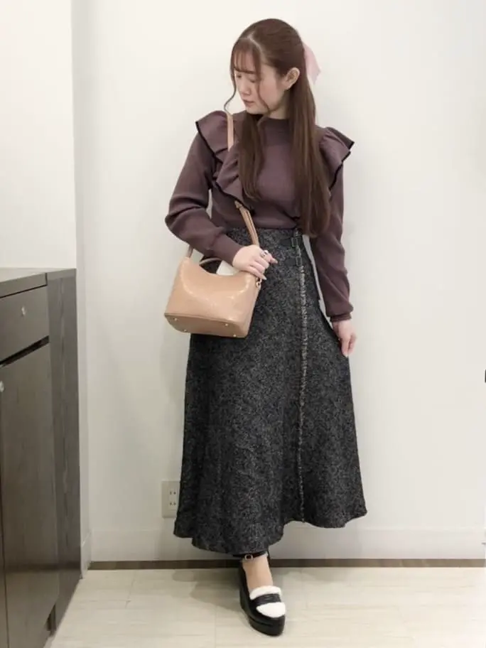 Feroux スタッフ コーディネート画像