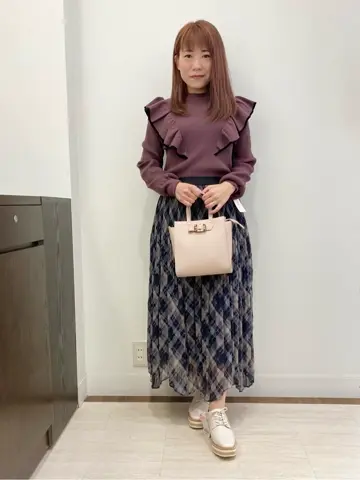 Feroux スタッフ コーディネート画像