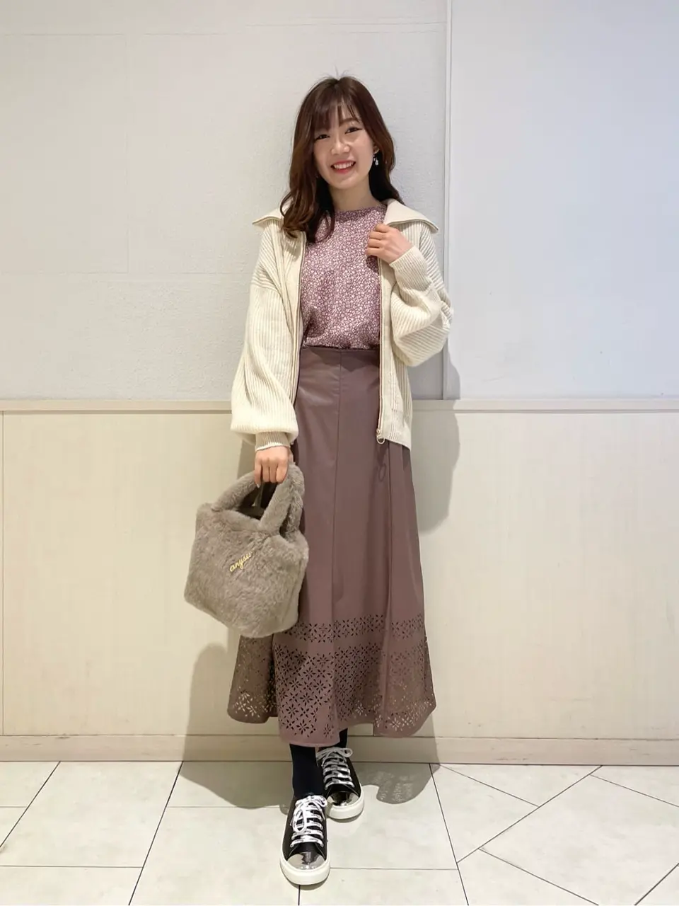  みぃ コーディネート画像