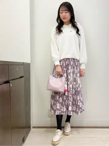 Feroux スタッフ コーディネート画像