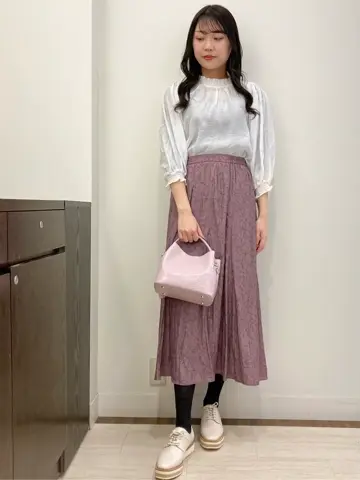 Feroux スタッフ コーディネート画像