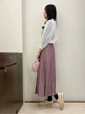 Feroux スタッフ コーディネート画像