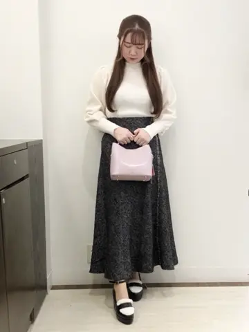 Feroux スタッフ コーディネート画像