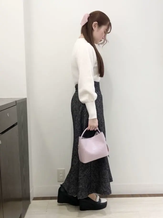 Feroux スタッフ コーディネート画像