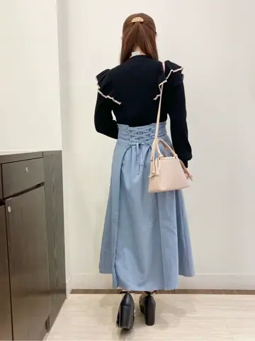 Feroux スタッフ コーディネート画像