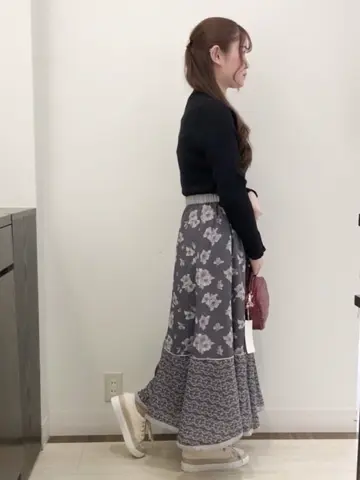 Feroux スタッフ コーディネート画像