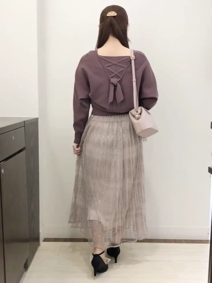 Feroux スタッフ コーディネート画像