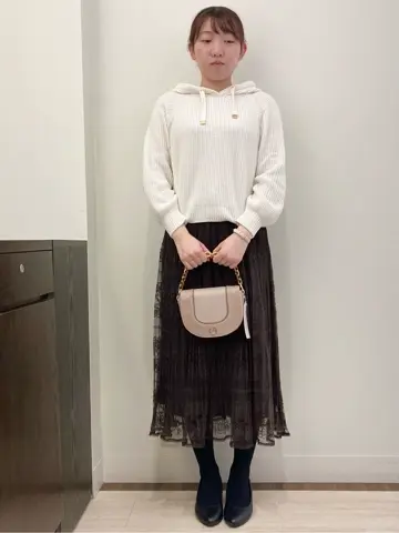 Feroux スタッフ コーディネート画像