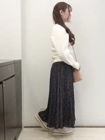 Feroux スタッフ コーディネート画像