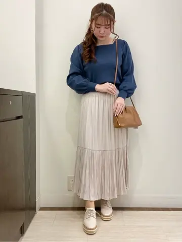 Feroux スタッフ コーディネート画像