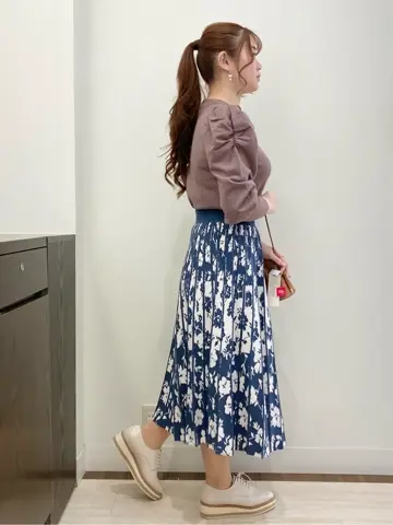 Feroux スタッフ コーディネート画像