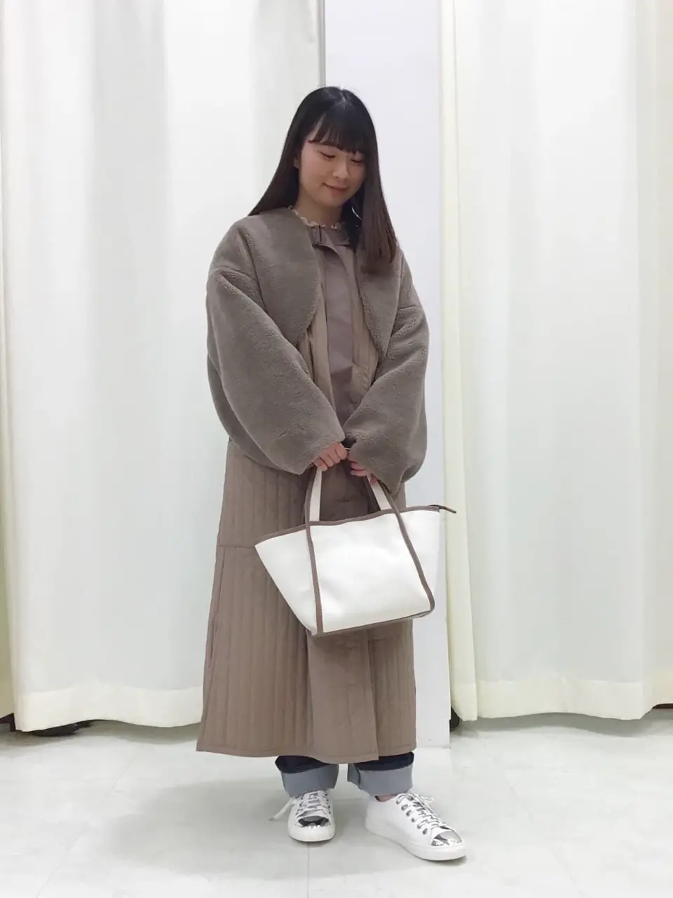 Feroux スタッフ コーディネート画像