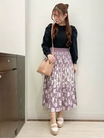 Feroux スタッフ コーディネート画像