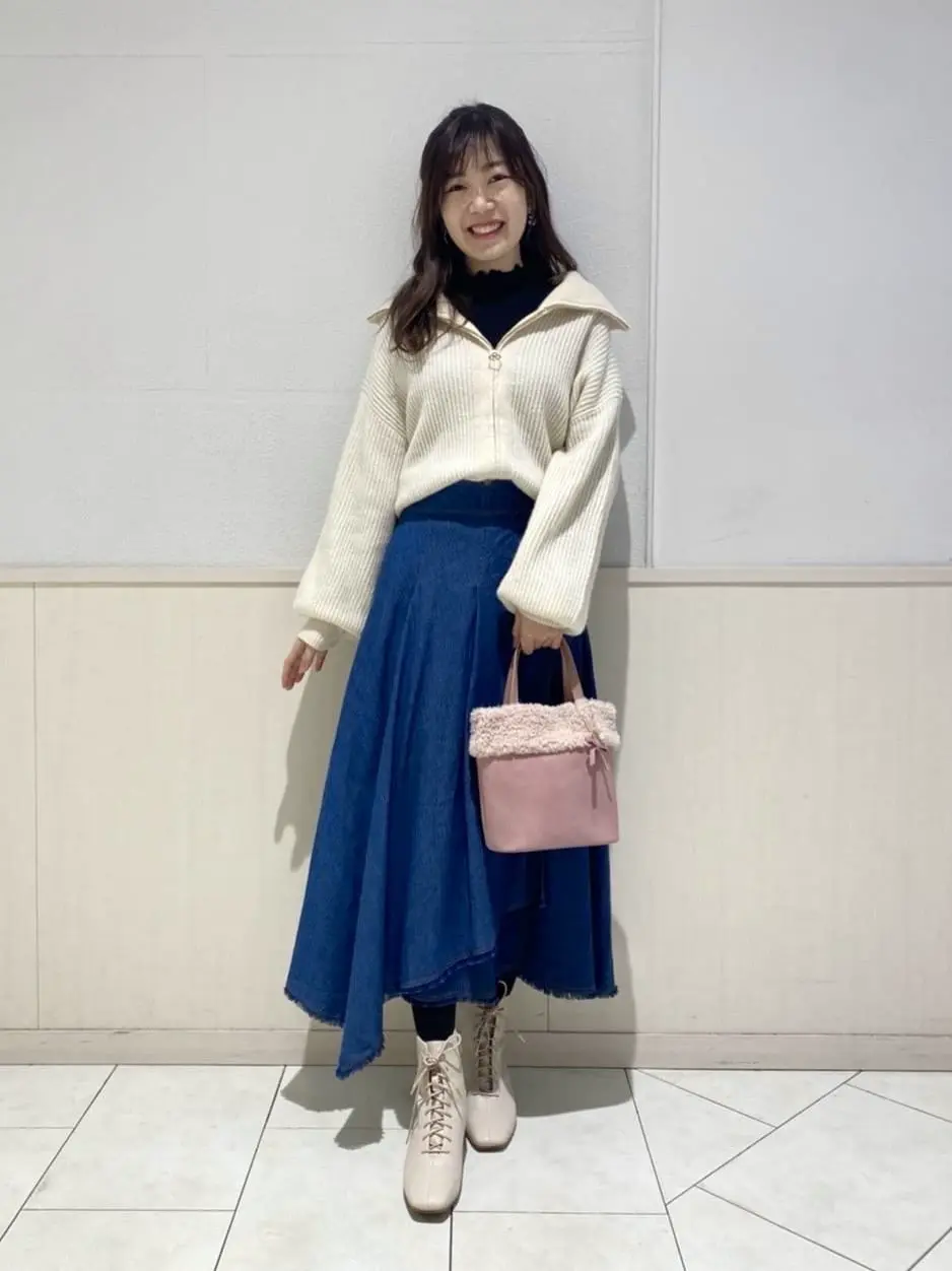  みぃ コーディネート画像