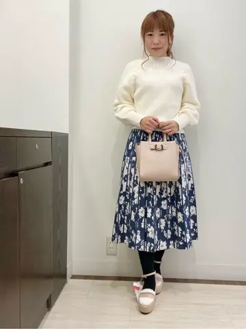 Feroux スタッフ コーディネート画像