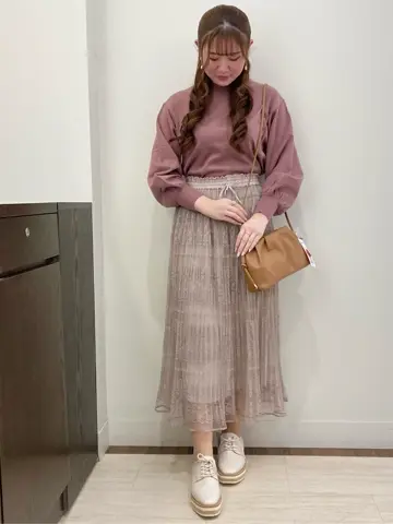 Feroux スタッフ コーディネート画像