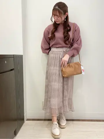 Feroux スタッフ コーディネート画像