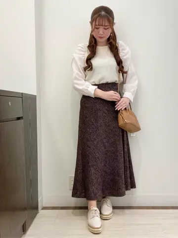 Feroux スタッフ コーディネート画像