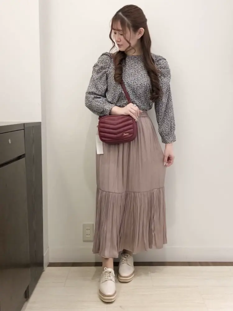 Feroux スタッフ コーディネート画像