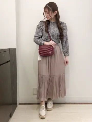 Feroux スタッフ コーディネート画像