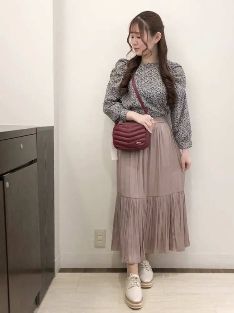 Feroux スタッフ コーディネート画像