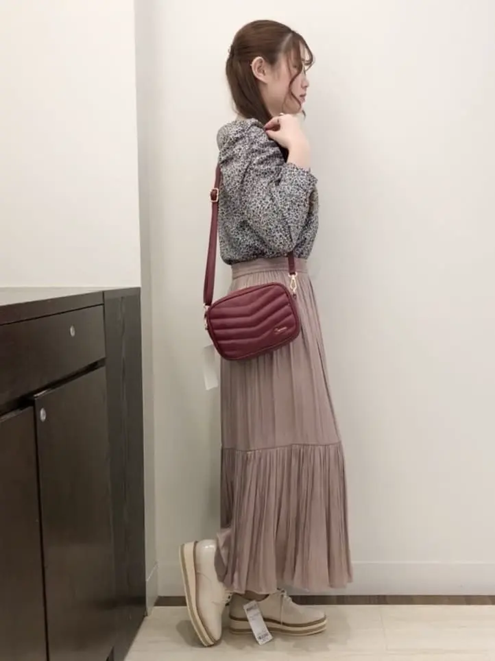 Feroux スタッフ コーディネート画像