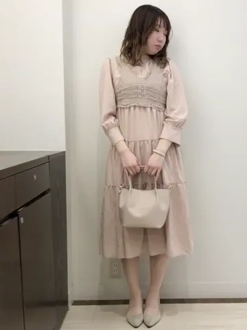 Feroux スタッフ コーディネート画像