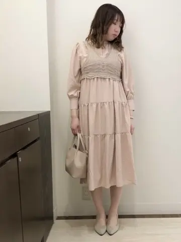 Feroux スタッフ コーディネート画像