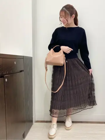 Feroux スタッフ コーディネート画像