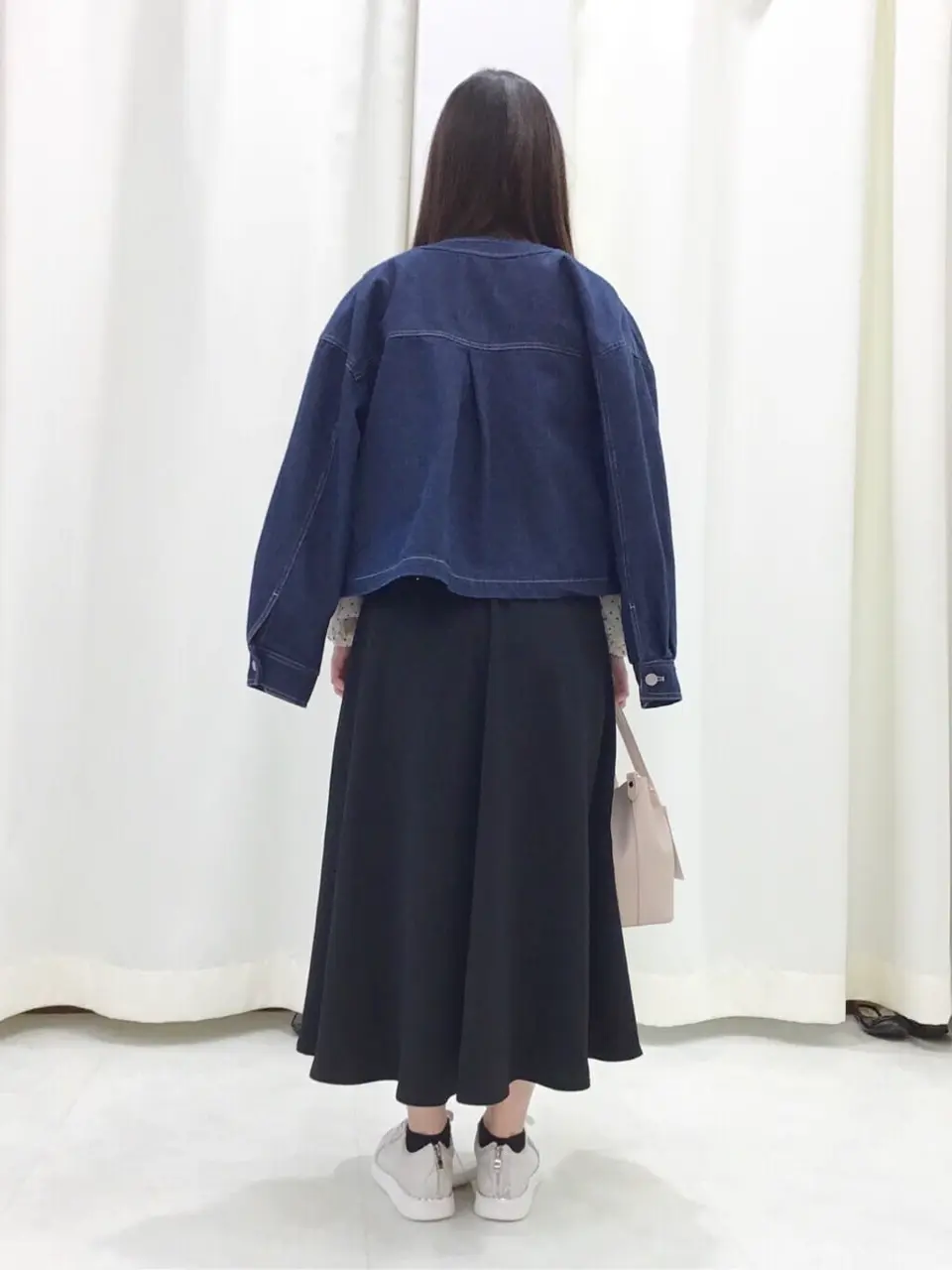 Feroux スタッフ コーディネート画像