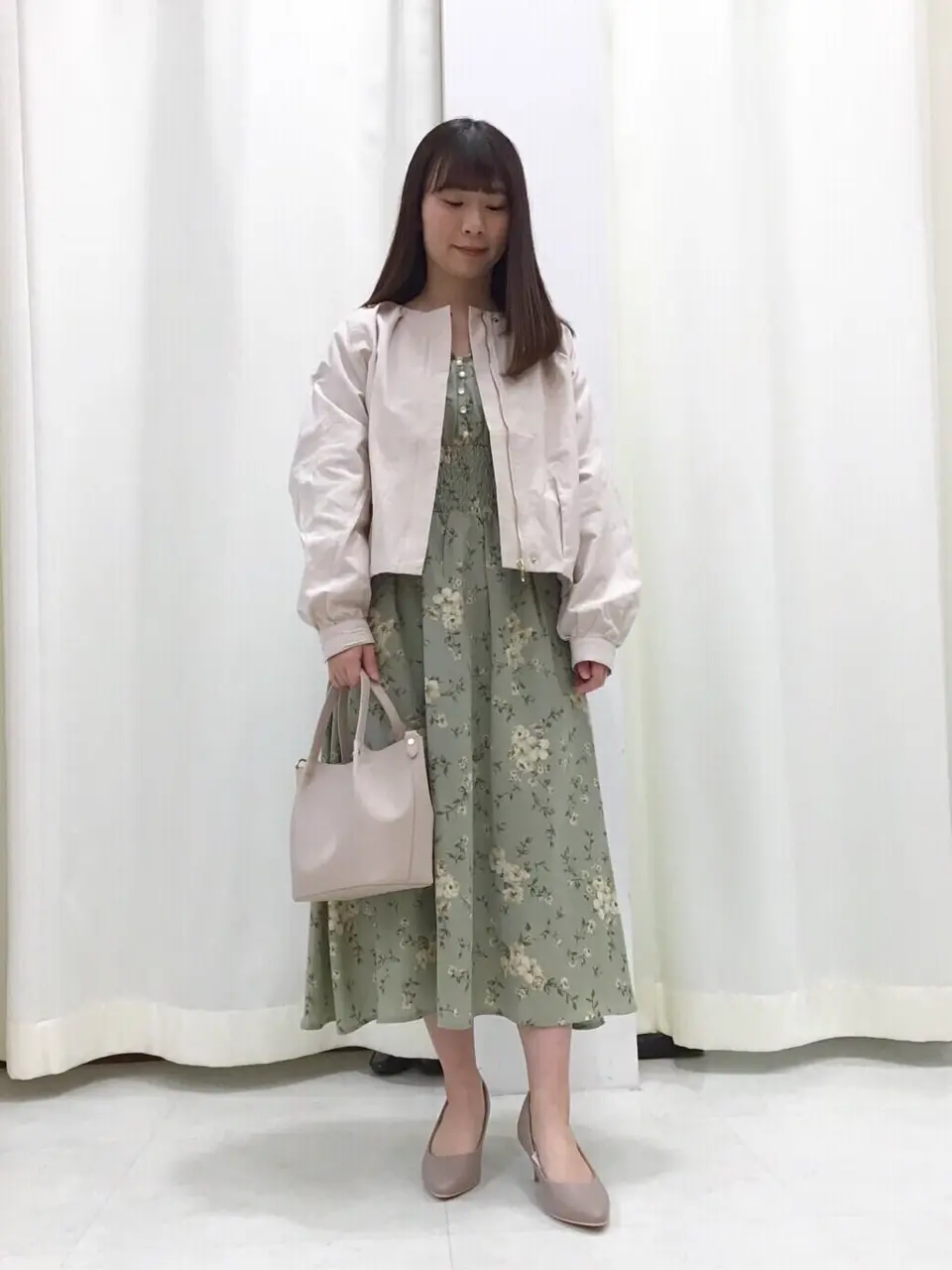  スタッフ コーディネート画像