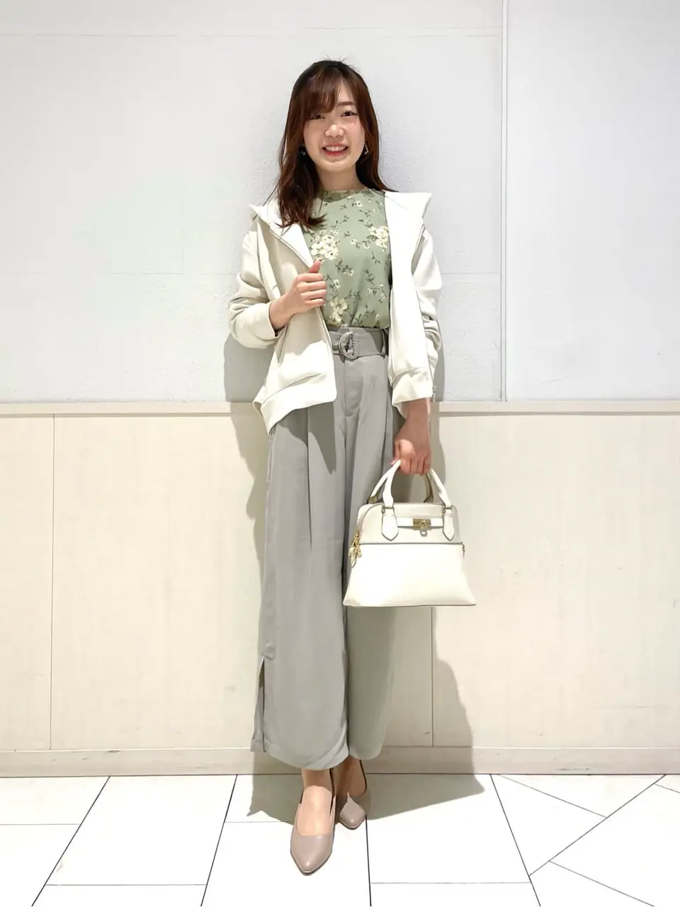  みぃ コーディネート画像