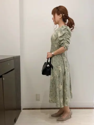 Feroux スタッフ コーディネート画像