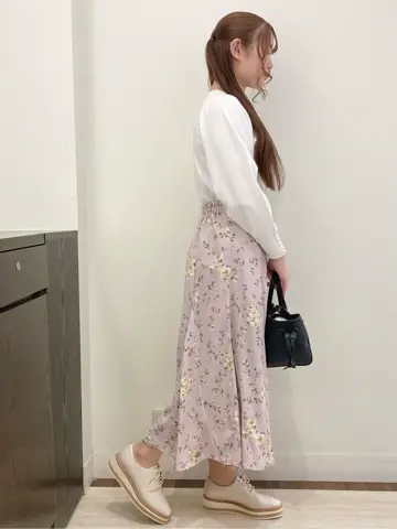 Feroux スタッフ コーディネート画像