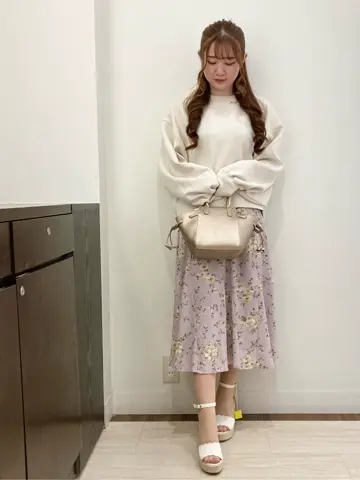 Feroux スタッフ コーディネート画像