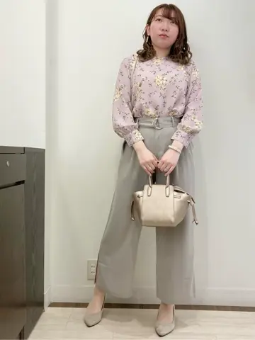 Feroux スタッフ コーディネート画像