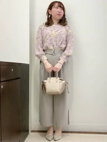 Feroux スタッフ コーディネート画像