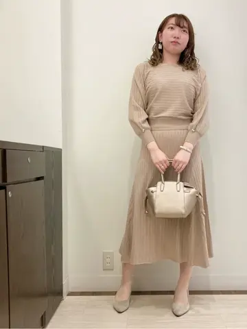 Feroux スタッフ コーディネート画像