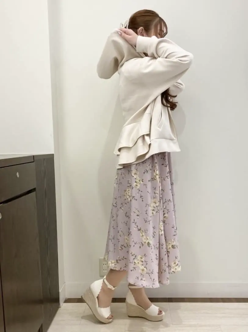 Feroux スタッフ コーディネート画像