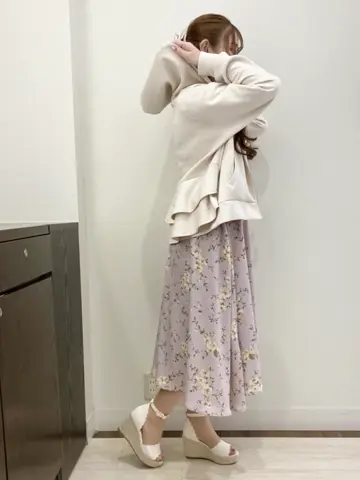 Feroux スタッフ コーディネート画像