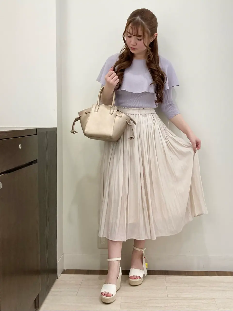 Feroux スタッフ コーディネート画像