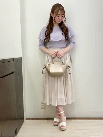 Feroux スタッフ コーディネート画像