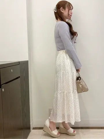 Feroux スタッフ コーディネート画像